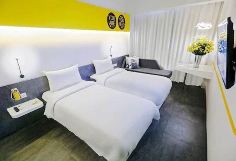 Standardrum, Yello Hotel Paskal Bandung