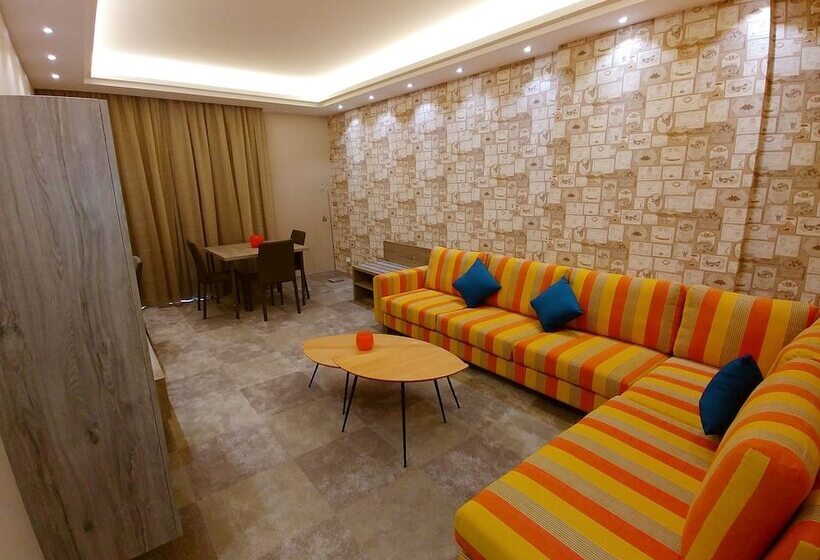 سوئیت سینیور, Maximus Hotel Byblos