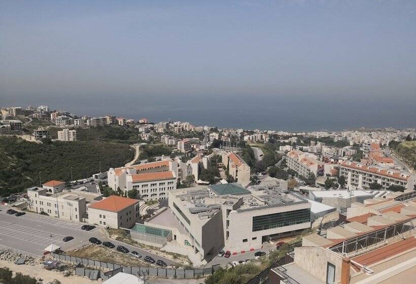 سوئیت پرزیدنت, Maximus Hotel Byblos