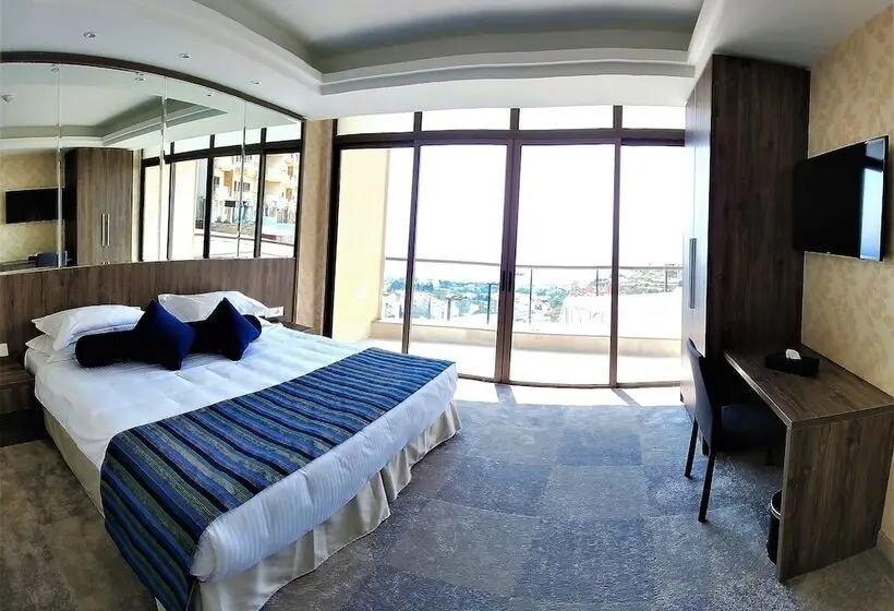 سوئیت پرزیدنت, Maximus Hotel Byblos