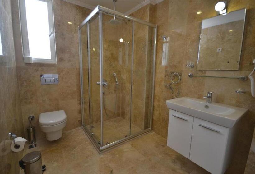 اتاق لوکس, Kelebek Studio Apartments