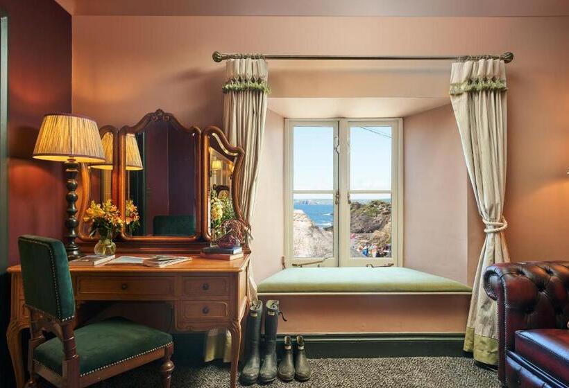 デラックスルーム, Hope & Anchor