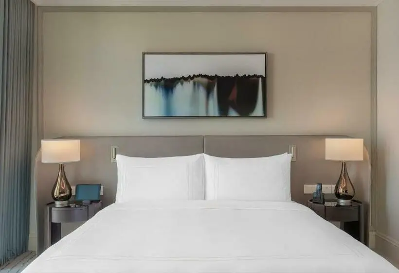 اتاق کلاب, Address Dubai Mall