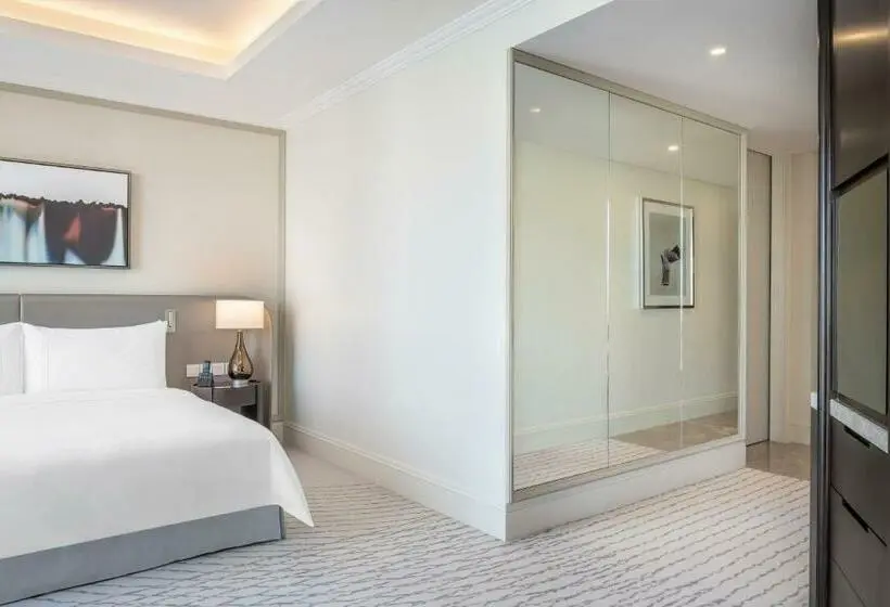 اتاق کلاب, Address Dubai Mall