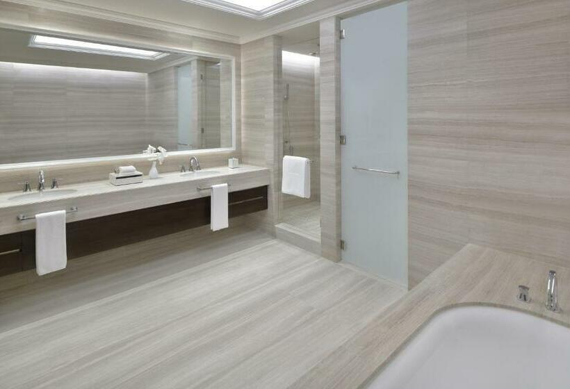 俱乐部房间, Address Dubai Mall