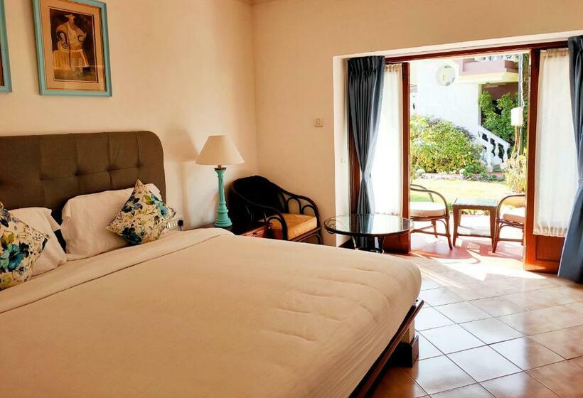 غرفة ديلوكس, Coconut Grove Beach Resort