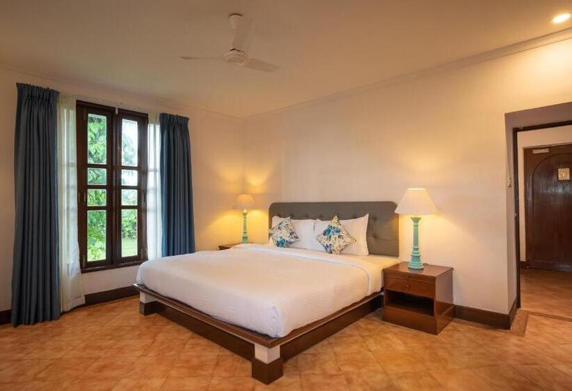 غرفة ديلوكس, Coconut Grove Beach Resort