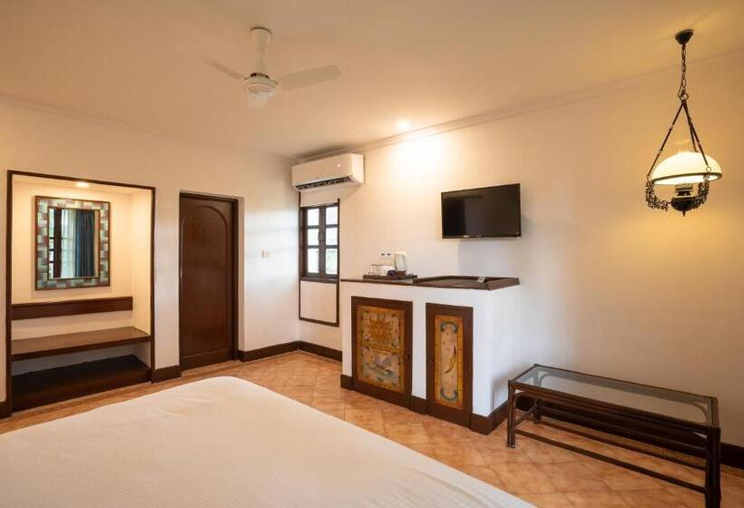 غرفة ديلوكس, Coconut Grove Beach Resort