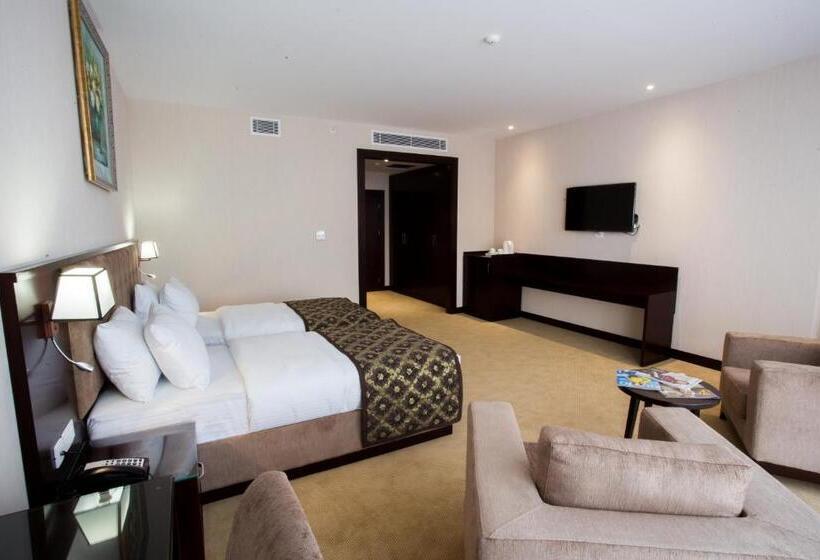 اتاق لوکس با چشمانداز شهر, Harmony Hotel Baku