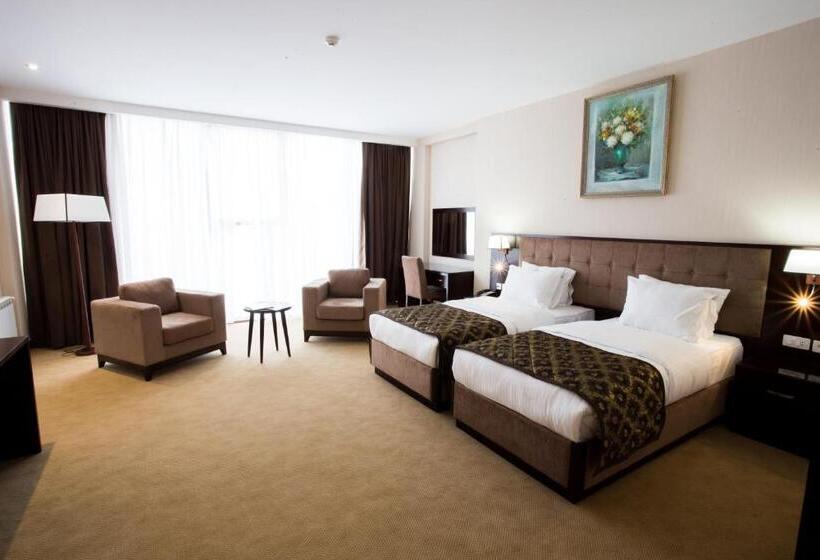 اتاق لوکس با چشمانداز شهر, Harmony Hotel Baku