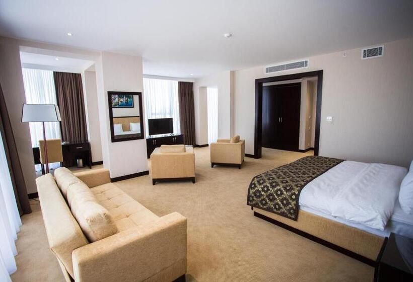 سوییت با چشمانداز دریا, Harmony Hotel Baku