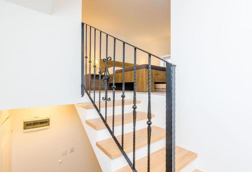 חדר סטנדרט, Rooms Baza