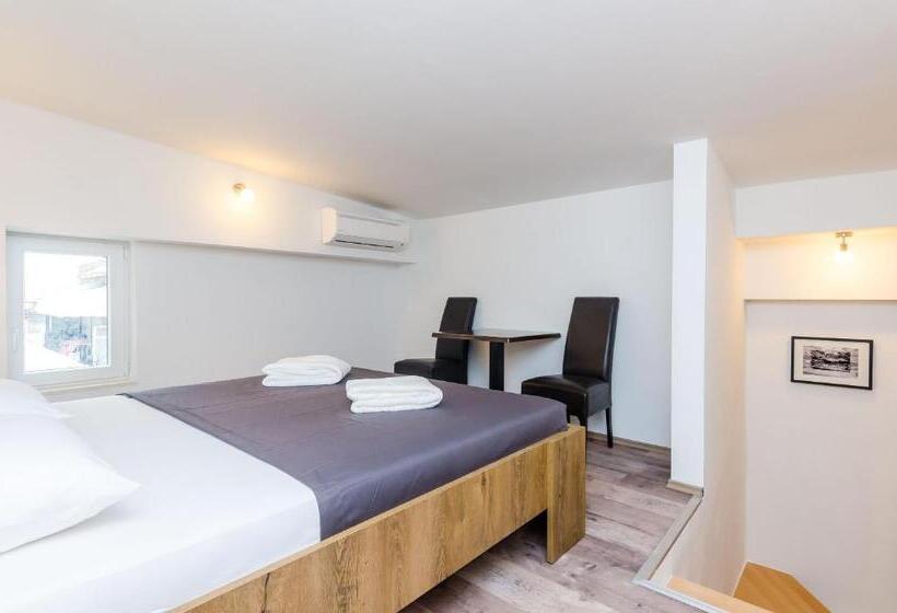 חדר סטנדרט, Rooms Baza