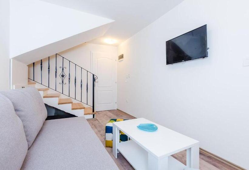 חדר סטנדרט, Rooms Baza