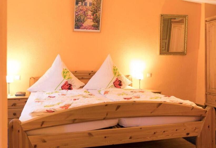 Номер Стандарт, Gästehaus Am Schlossberg