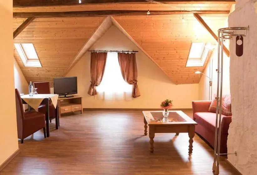 コンフォートルーム, Gästehaus Am Schlossberg