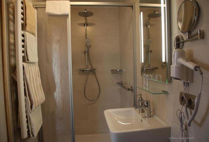 Номер Стандарт с Террасой, Haus Vierjahreszeiten