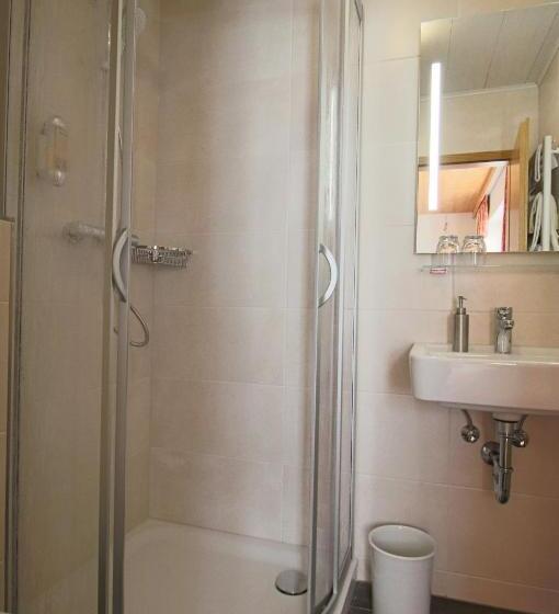 Номер Стандарт с Балконом, Haus Vierjahreszeiten