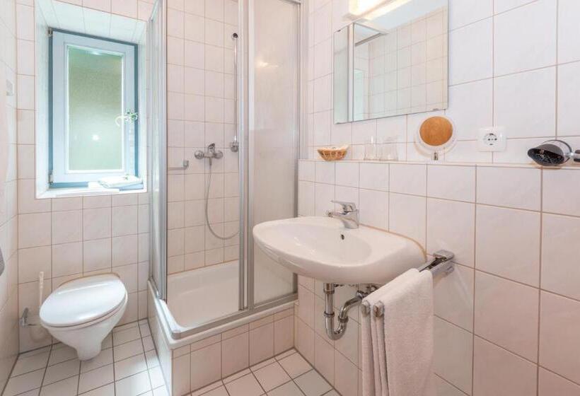 Апартаменты 1 Спальня с Террасой, Haus Vierjahreszeiten