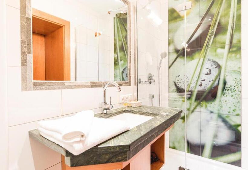 标准单人间, Matreier Tauernhaus