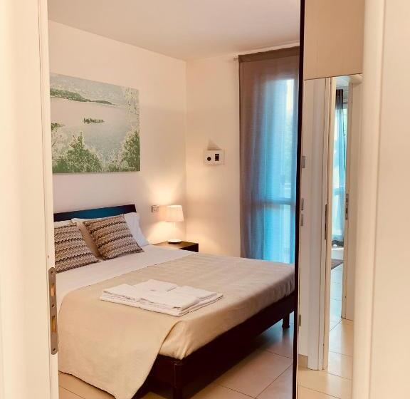 Апартаменты 2 Спальни с Садом, Residence Del Lago