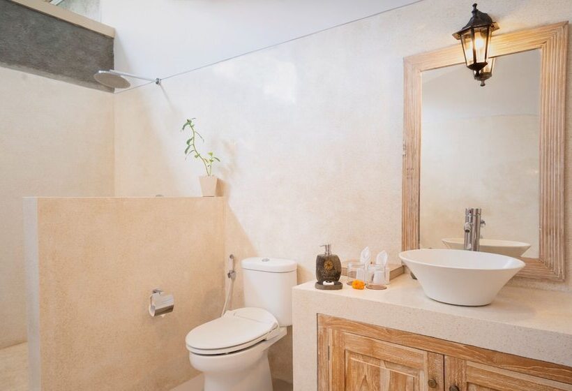 וילה עם חדר שינה אחד ובריכת שחיה, Freddies Villas Ubud Bali