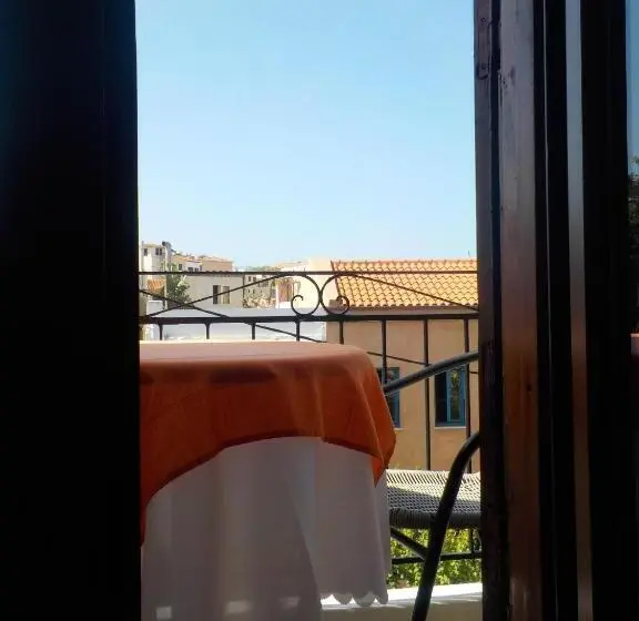 ベーシックルーム, Poseidon Studios Chania Center
