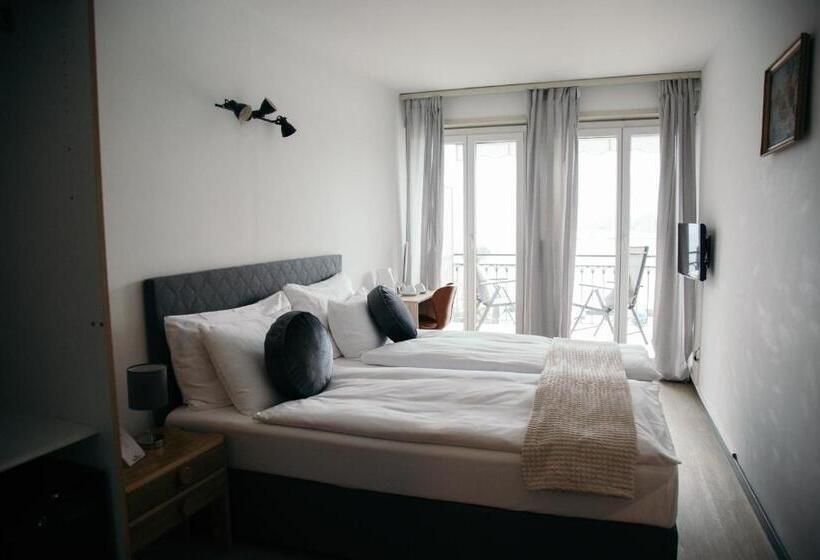 اتاق استاندارد با چشم‌انداز دریاچه, Al Pozz Boutique Resort