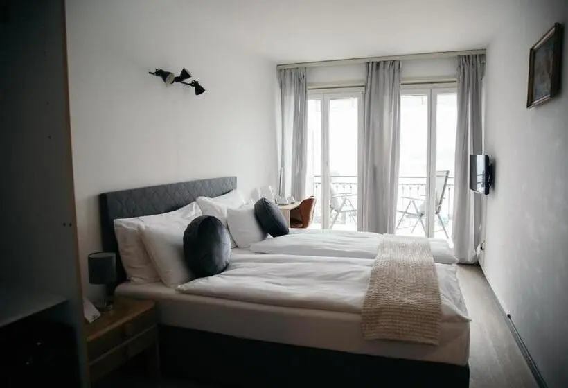 اتاق استاندارد با چشم‌انداز دریاچه, Al Pozz Boutique Resort