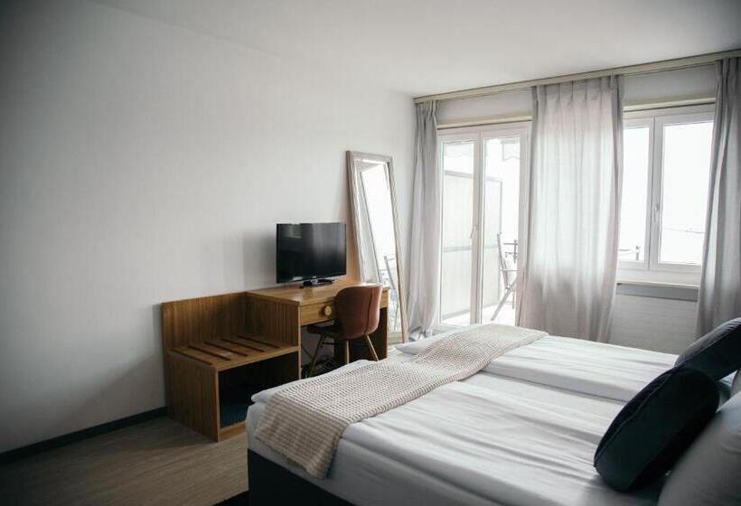 Superior room with lake view, Al Pozz Boutique Resort