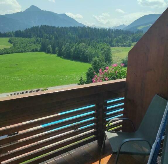 شقة غرفة واحدة, Alpin Apart