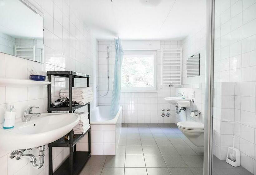 침실 1개 아파트, An Der Nordschleife