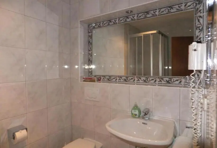 Comfort room with balcony, Apart Pension Oberreiter