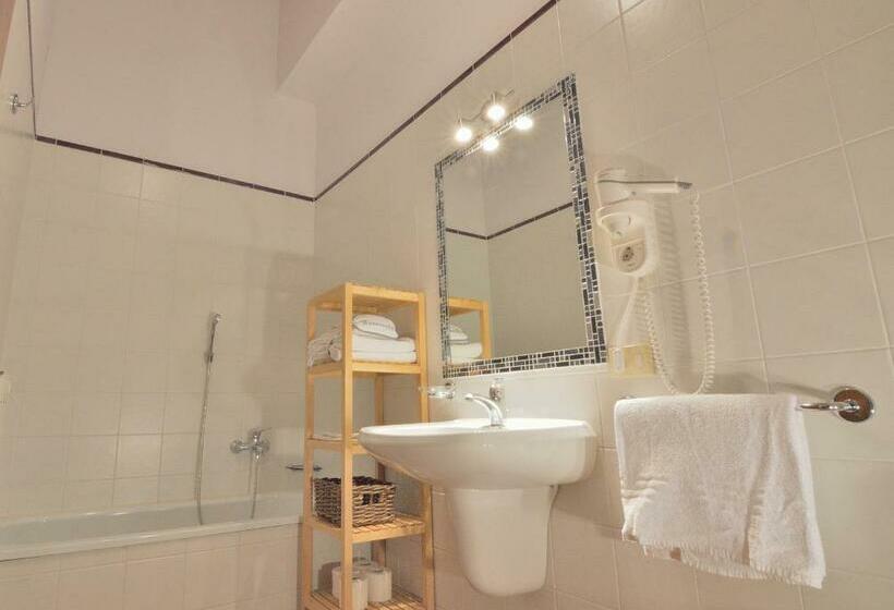 침실 2개 아파트, Podere Benintendi