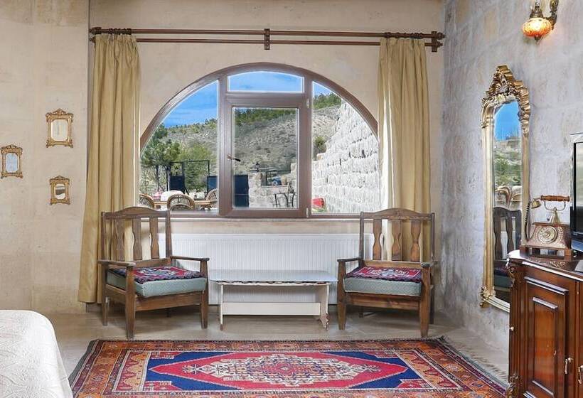 חדר דלוקס, Dilek Tepesi Cave