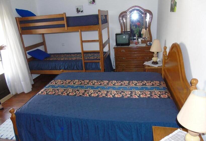 غرفة إقتصادية رباعية, Alojamento Local Céu Azul