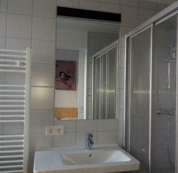 غرفة قياسية, Dav Haus