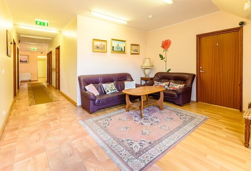 اتاق استاندارد, Old Town Hostel