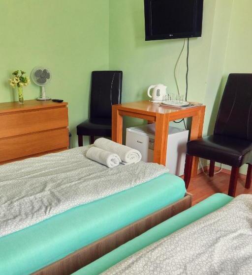 غرفة قياسية مطلّة علي الحديقة, Penzión Fox