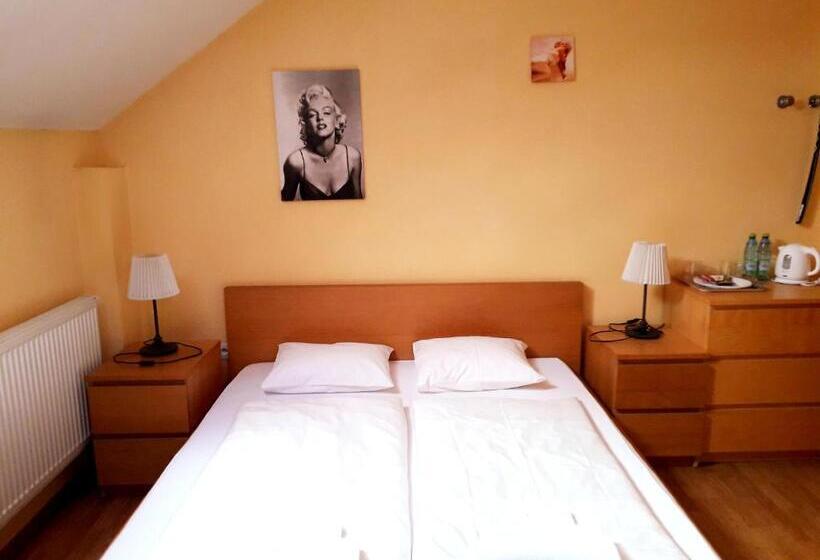 غرفة ديلوكس, Penzión Fox