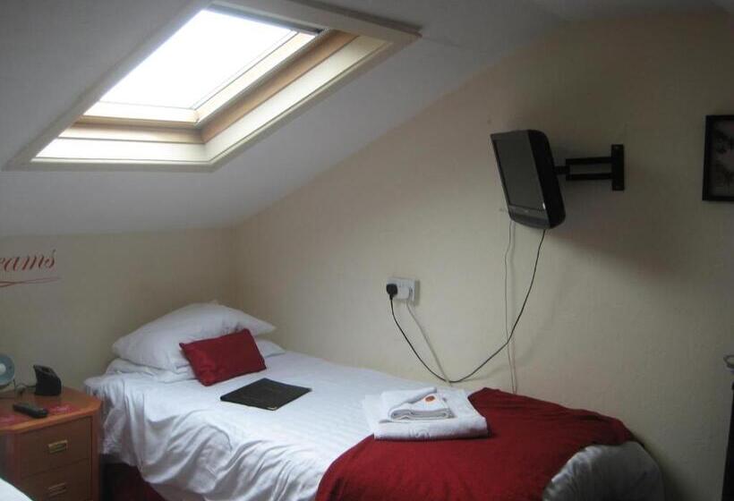 ペントハウスルーム, The Dragonfly