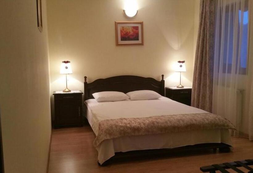 Suíte Familiar, Vila Felix