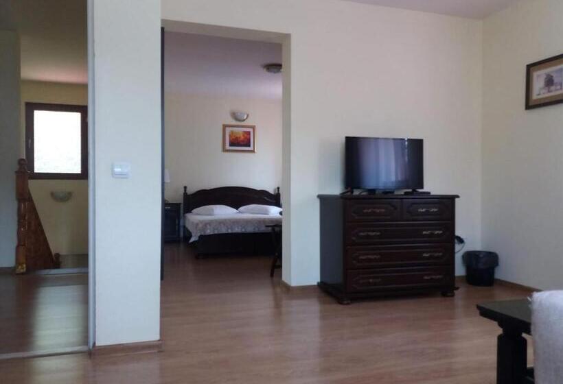 Quarto Deluxe, Vila Felix