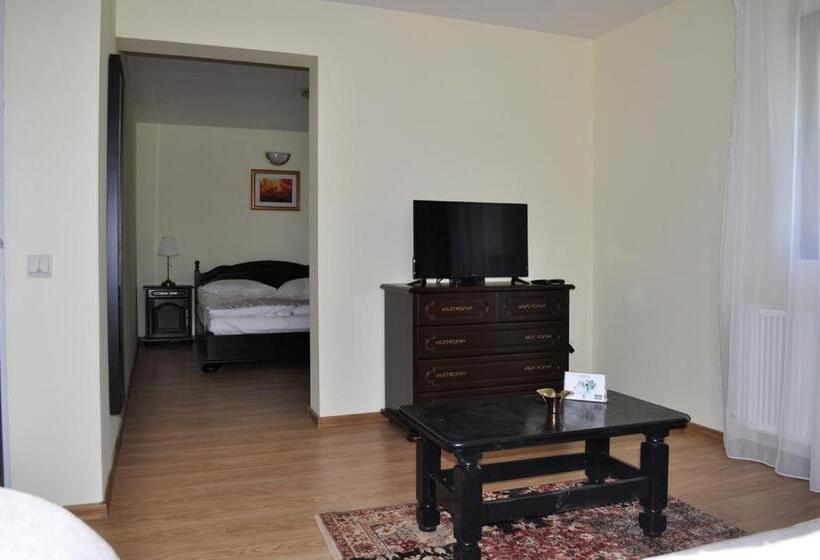 Quarto Deluxe, Vila Felix