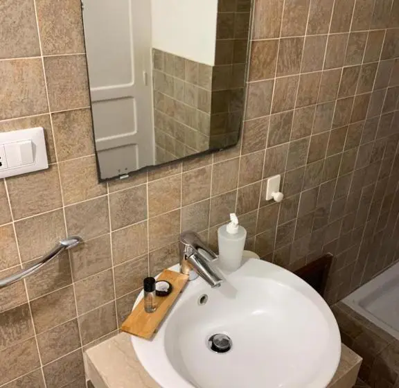 Standard-studio, Residence Guidaloca