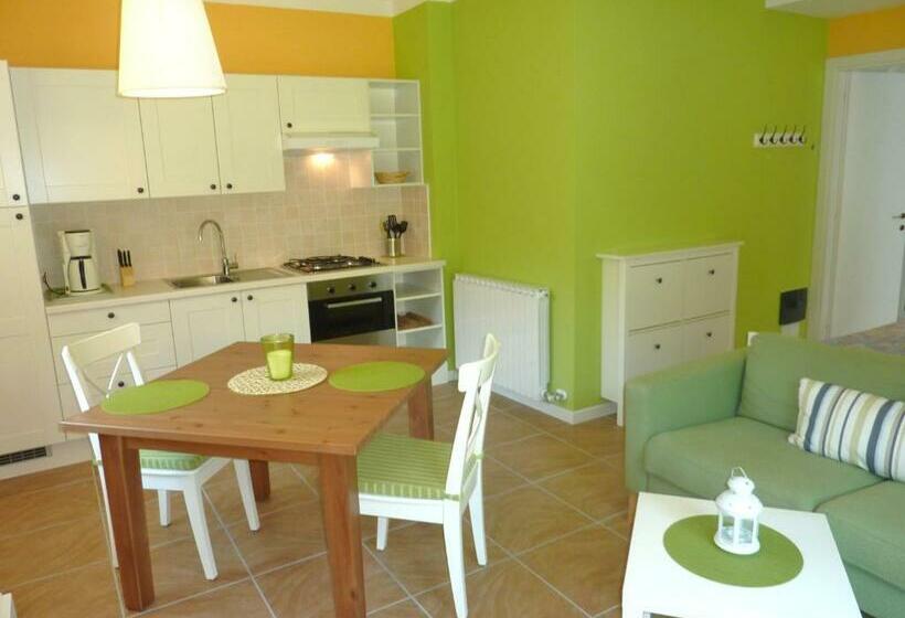 استودیوی استاندارد, Appartamenti Girasole