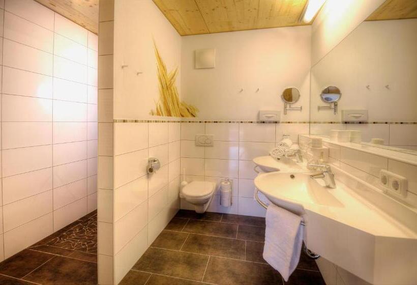 דירת שלושה חדרים, Appartement & Suiten Hotel Glöcknerin