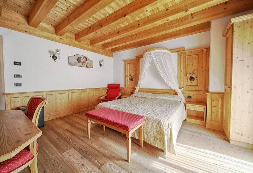 带双人床的基本房间, Agriturismo Ai Castioni