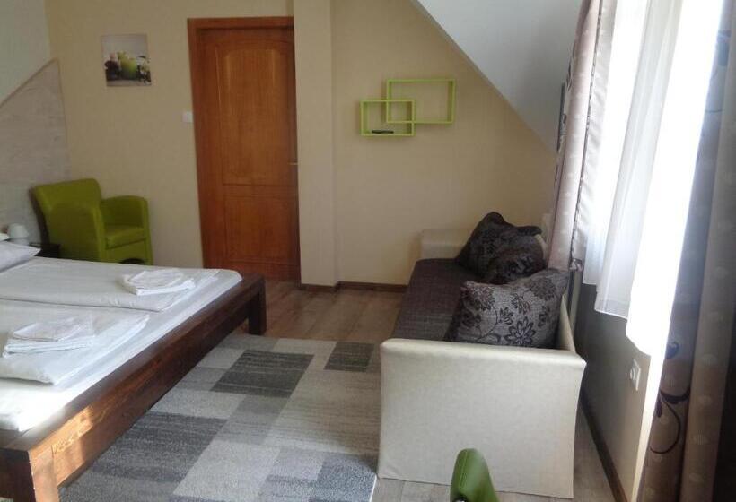 バルコニー付きスタンダードルーム, Patrícia Panzió