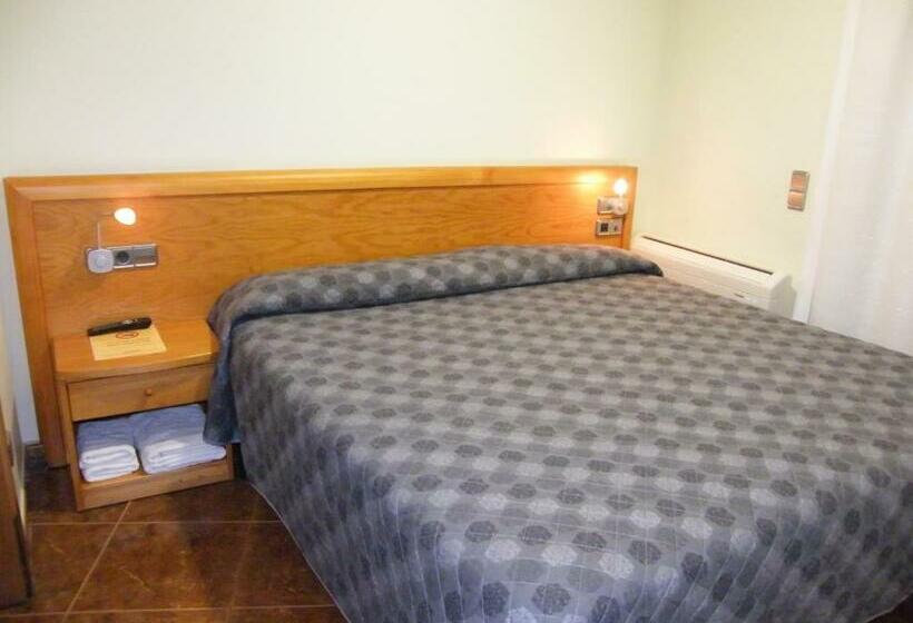 Номер Стандарт, Amolls Restaurant I Habitacions